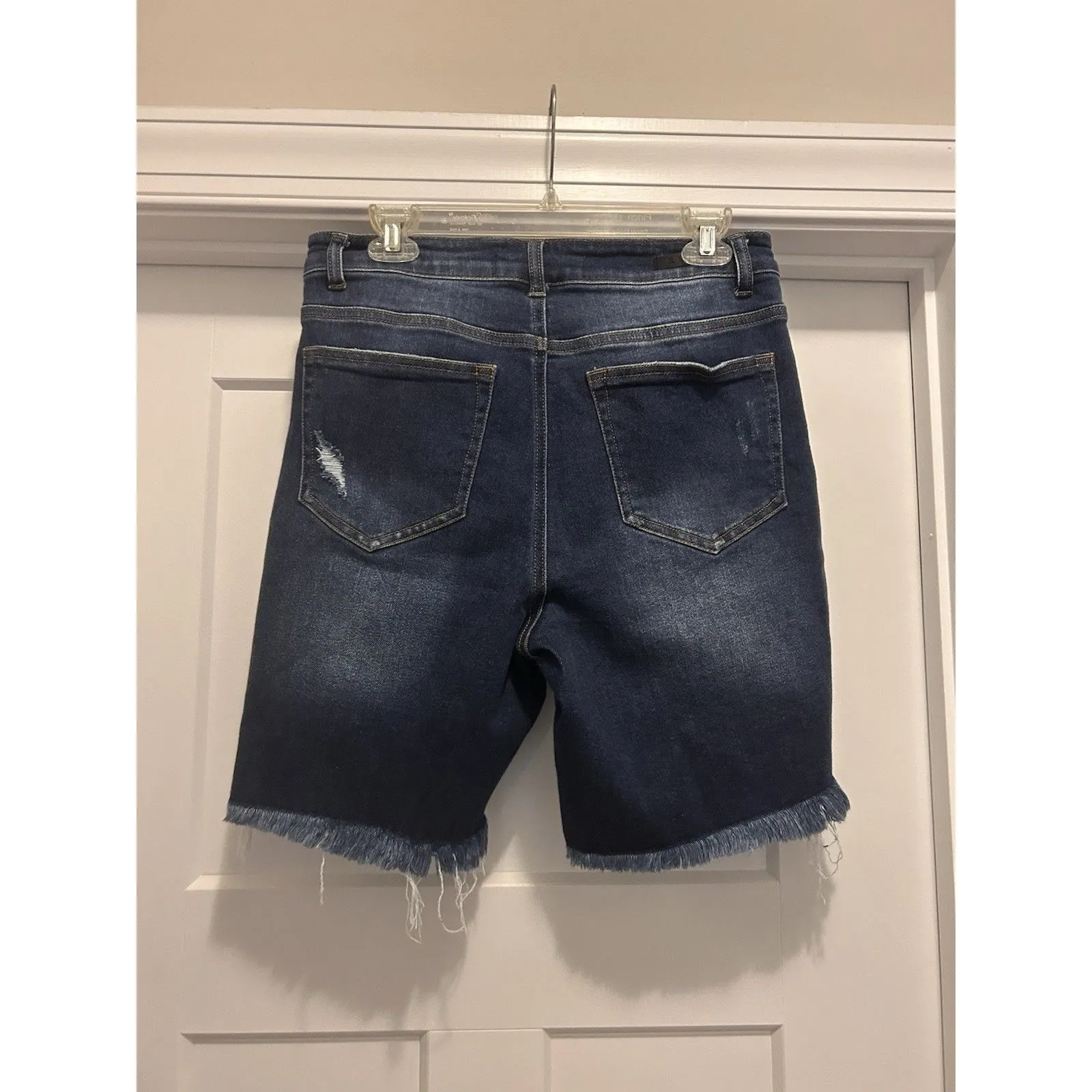 Risen Jeans Dark Wash Bermuda Shorts Women's Size Large Cut Off Stretchy Denim Blue - Image 5