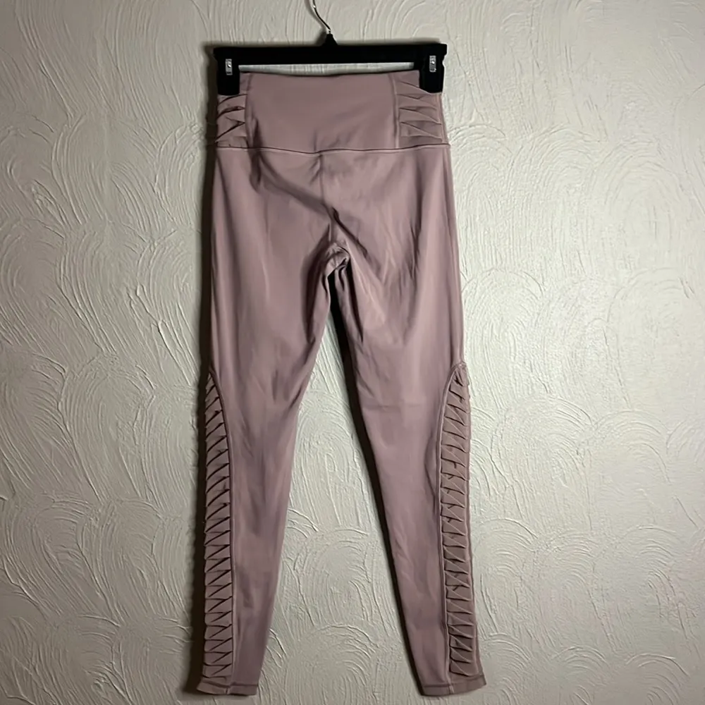 Victoria Secret Performance Tight size XS in pale mauve - Image 3