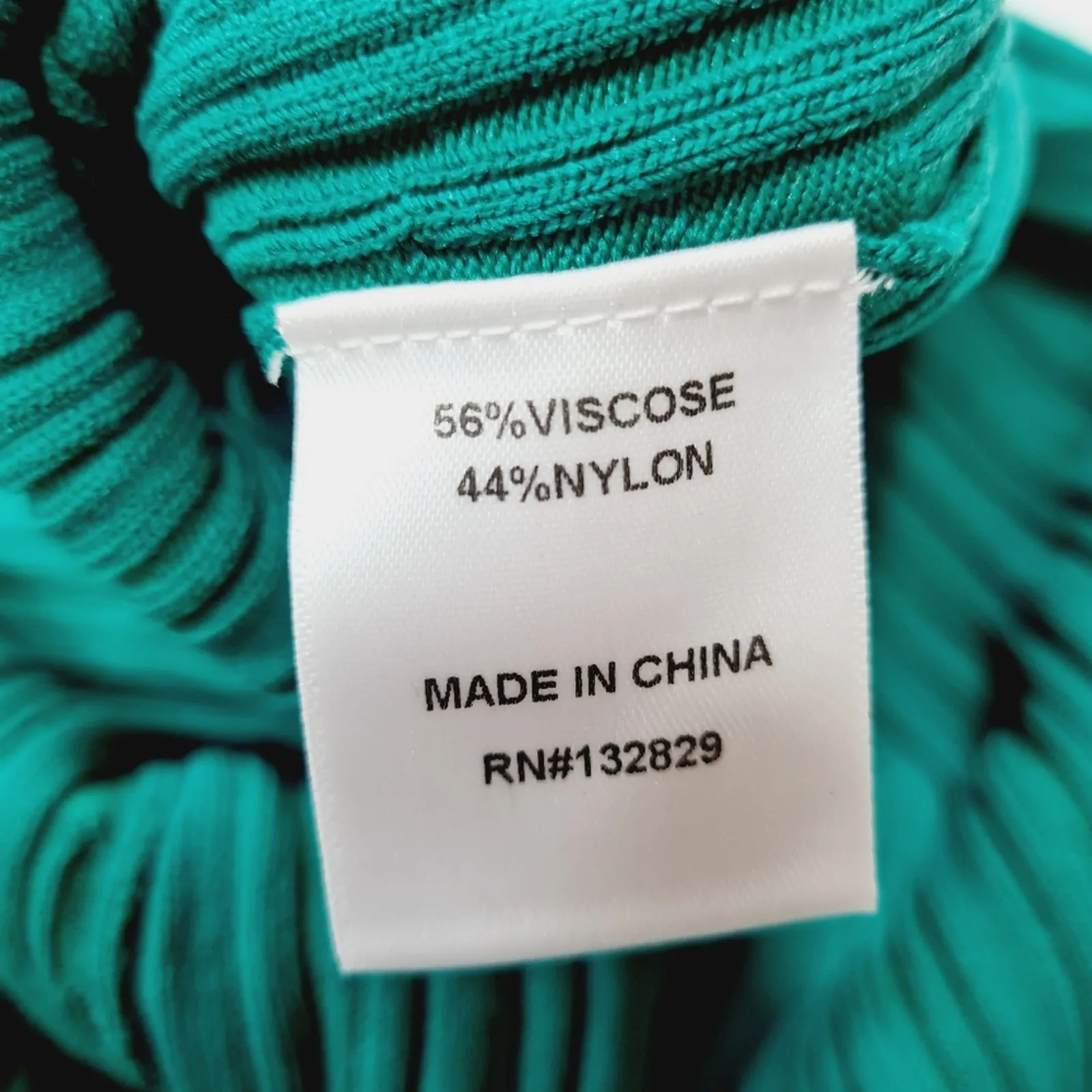 L'Academie Pabla V Neck Midi Dress in Green XS - Image 8