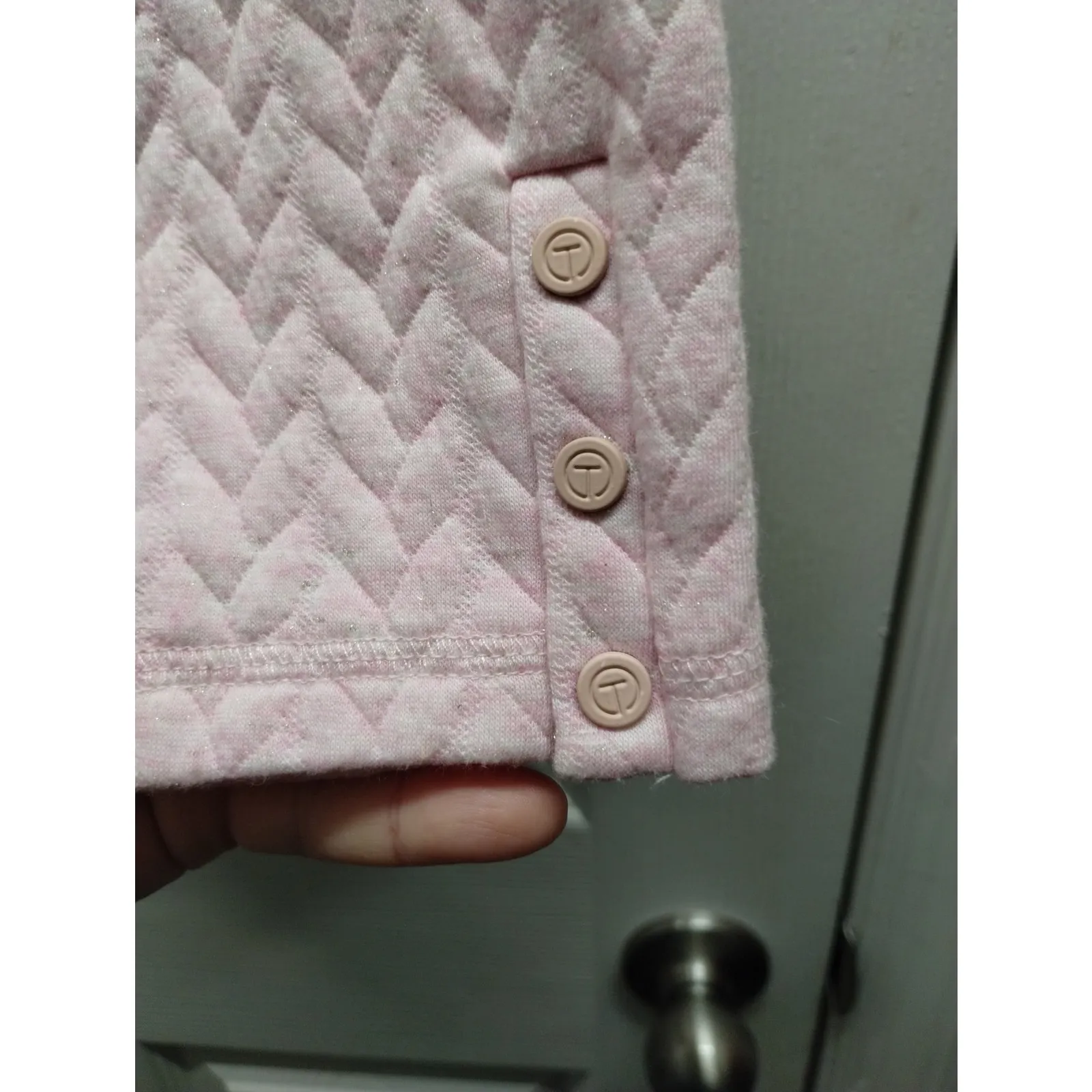 T by Talbots Size Medium Pink Lurex Quilted Jacquard Mock Neck Pullover Sweater - Image 5