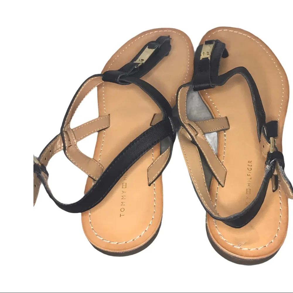Tommy Hilfiger “TWLIBBY” Thong Sandals - Image 5