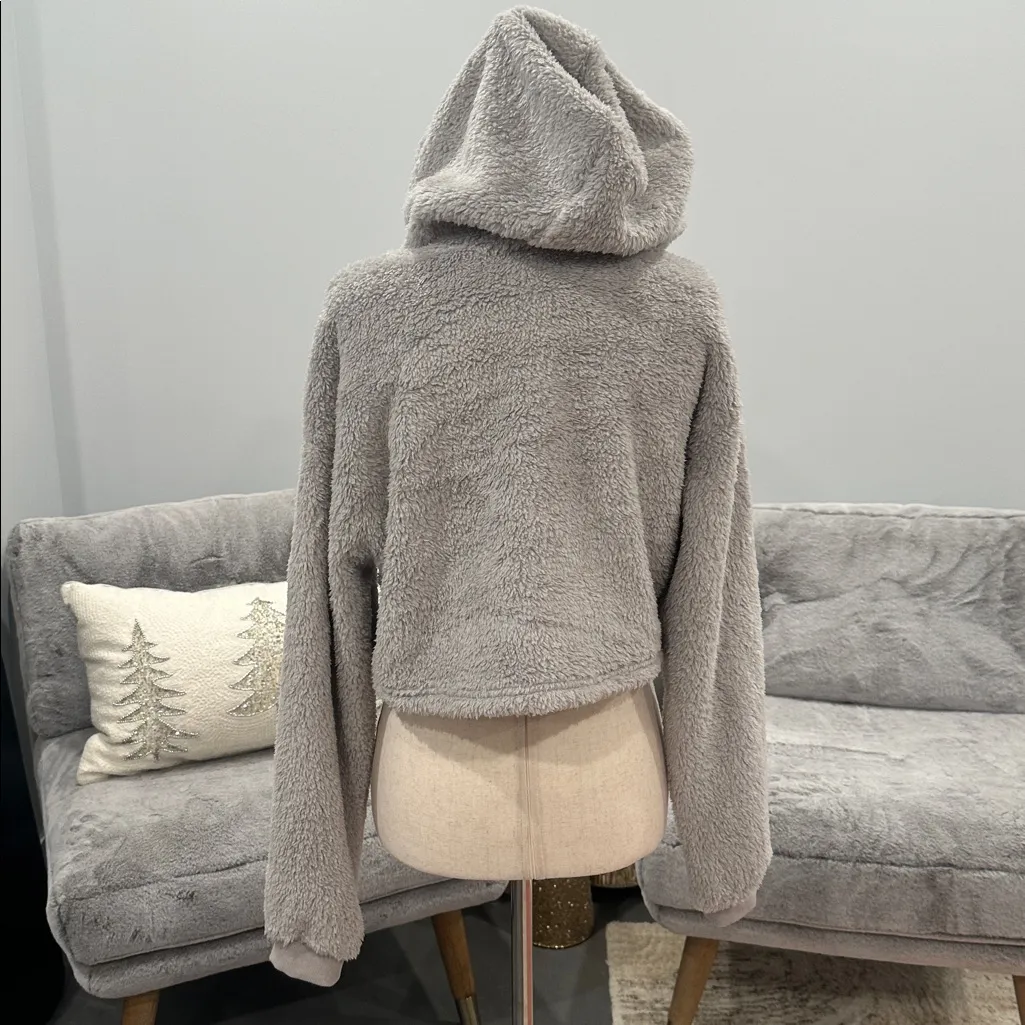 Papermoon Soft Gray Fleece Crop Hoodie - Image 3