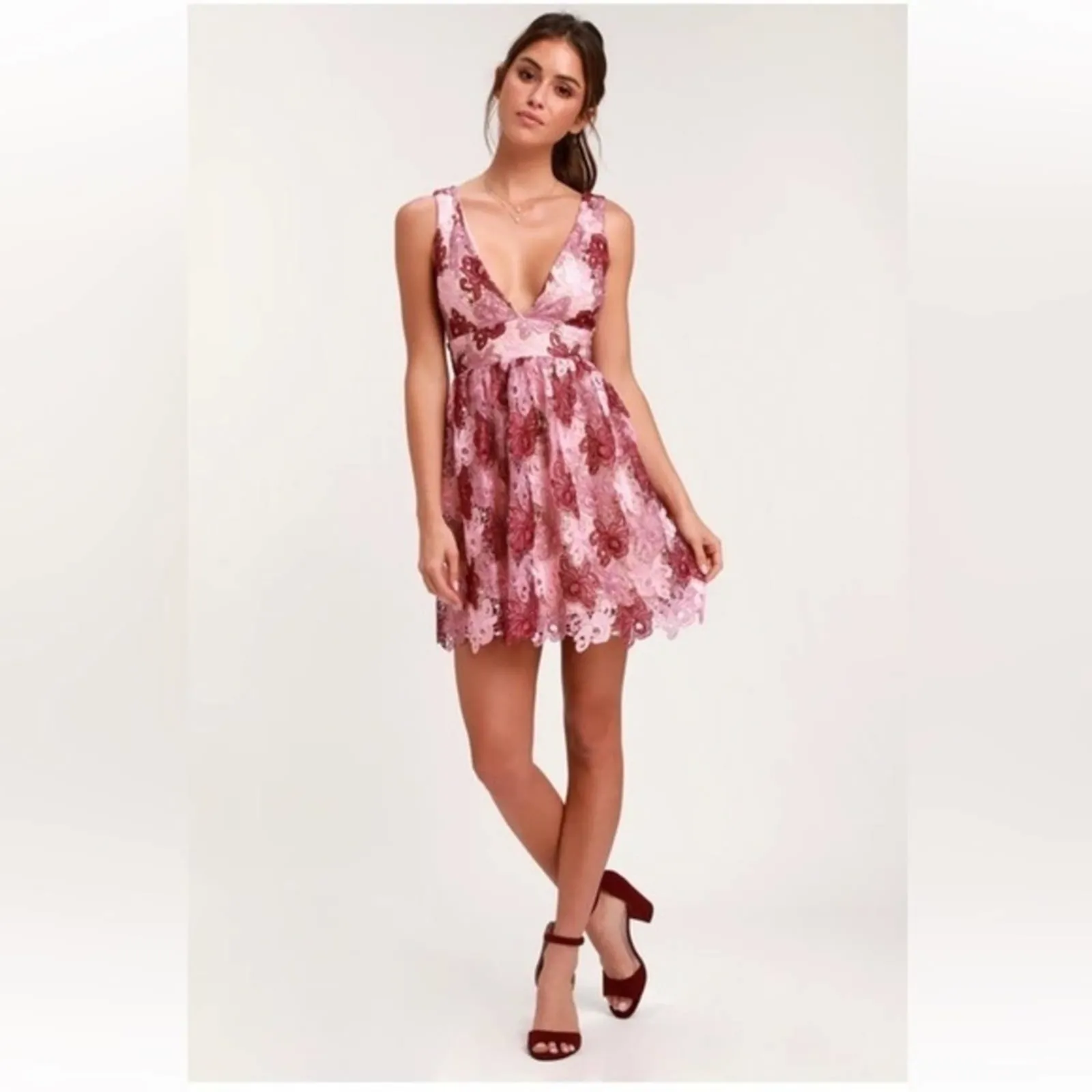 Lulu’s Sweetest Love‎ Mauve Multi Lace Backless Skater Dress Size S - Image 3