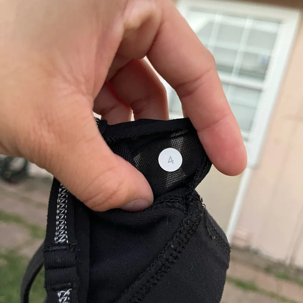 Lululemon  Basic Black Sports bra - Image 7
