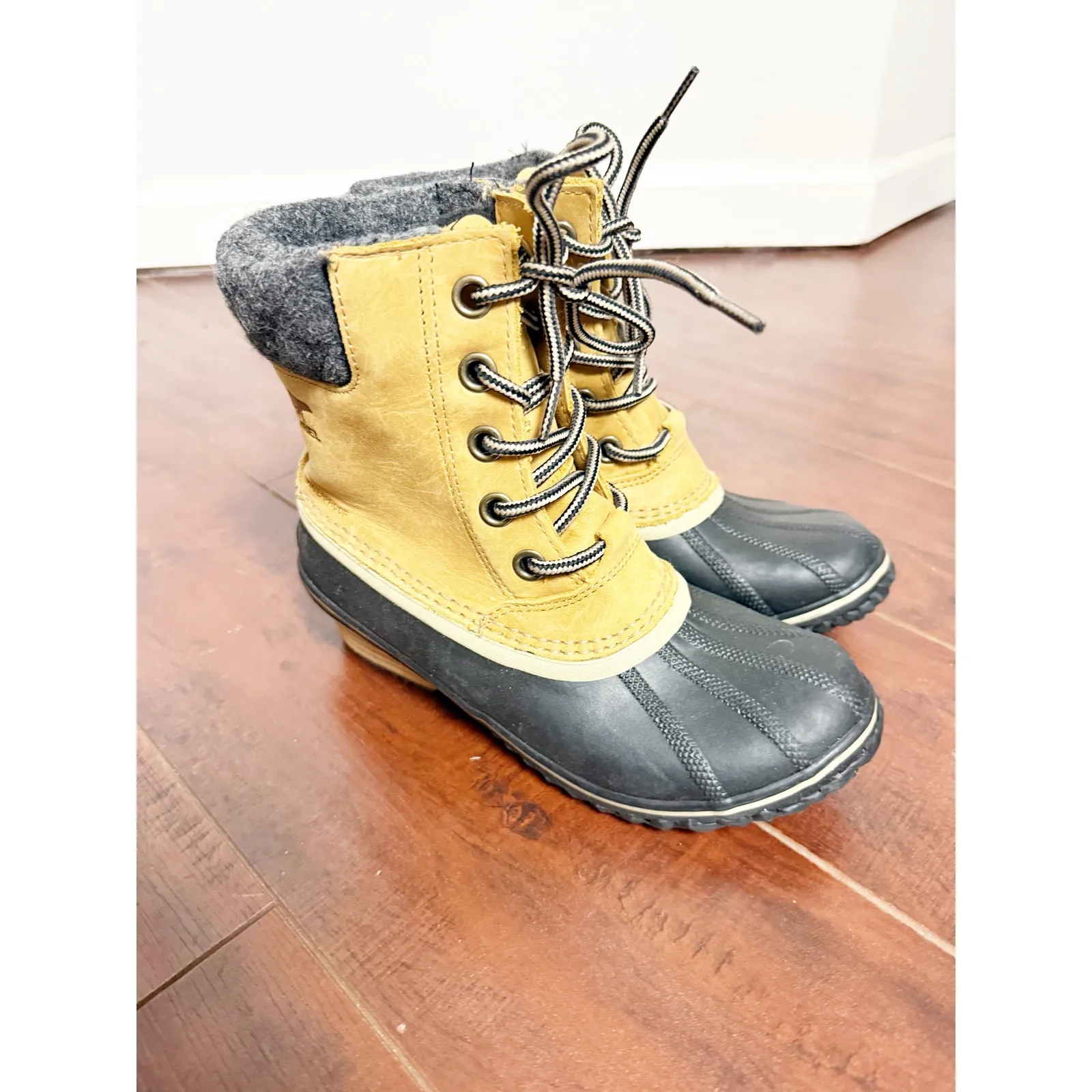 Sorel Slimpack II Lace Up Heeled Duck Toe Waterproof Leather Winter Boots Size 7 - Image 5