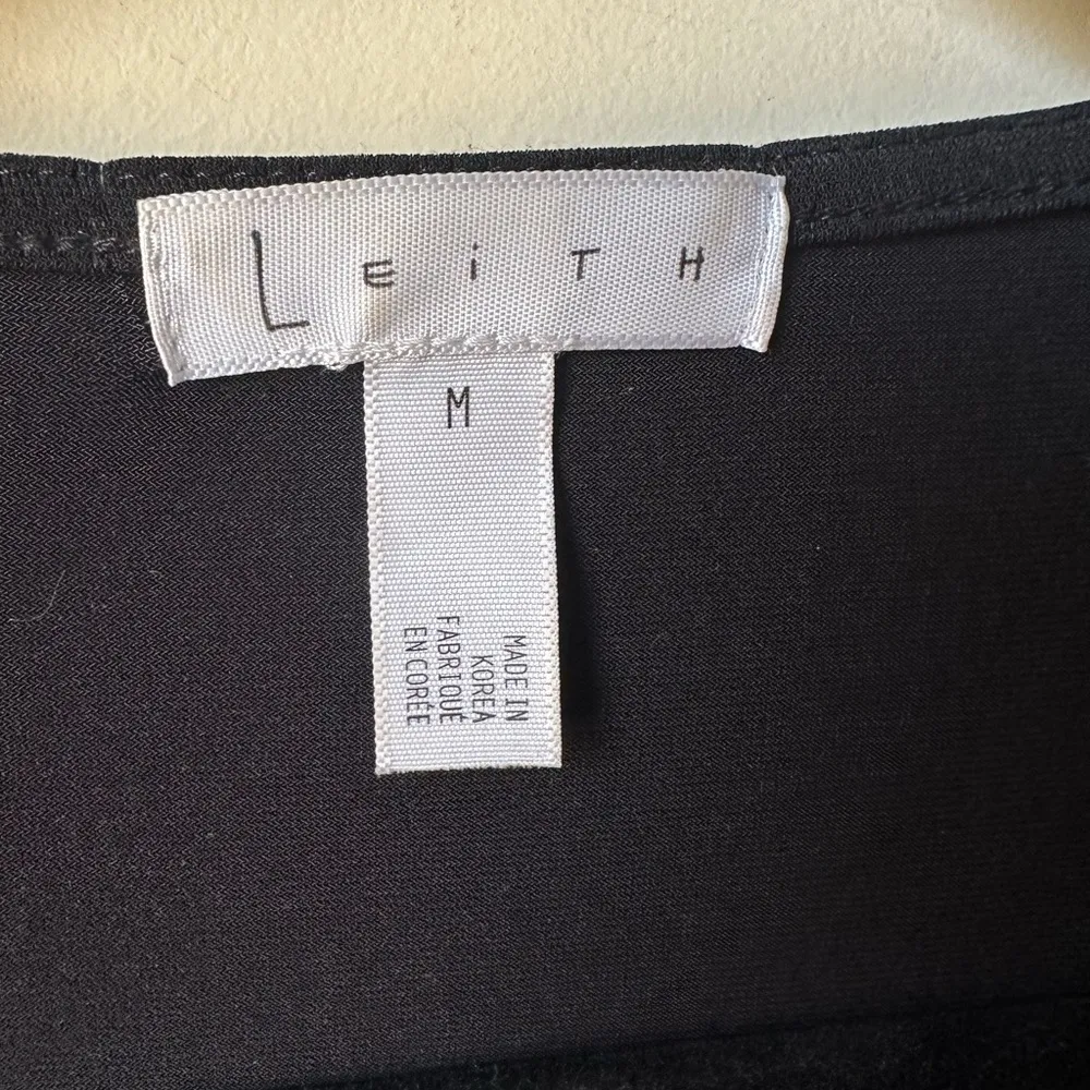 Leith Black Long Sleeve V-Neck Bodysuit Top With Snap Crotch Women's Size Medium - Image 2