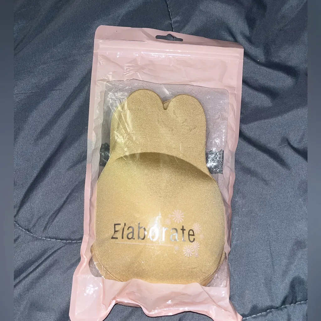 New! 2 Pack Sticky Invisable Nipple Cover Breast Lift Bra Bundle - Image 3