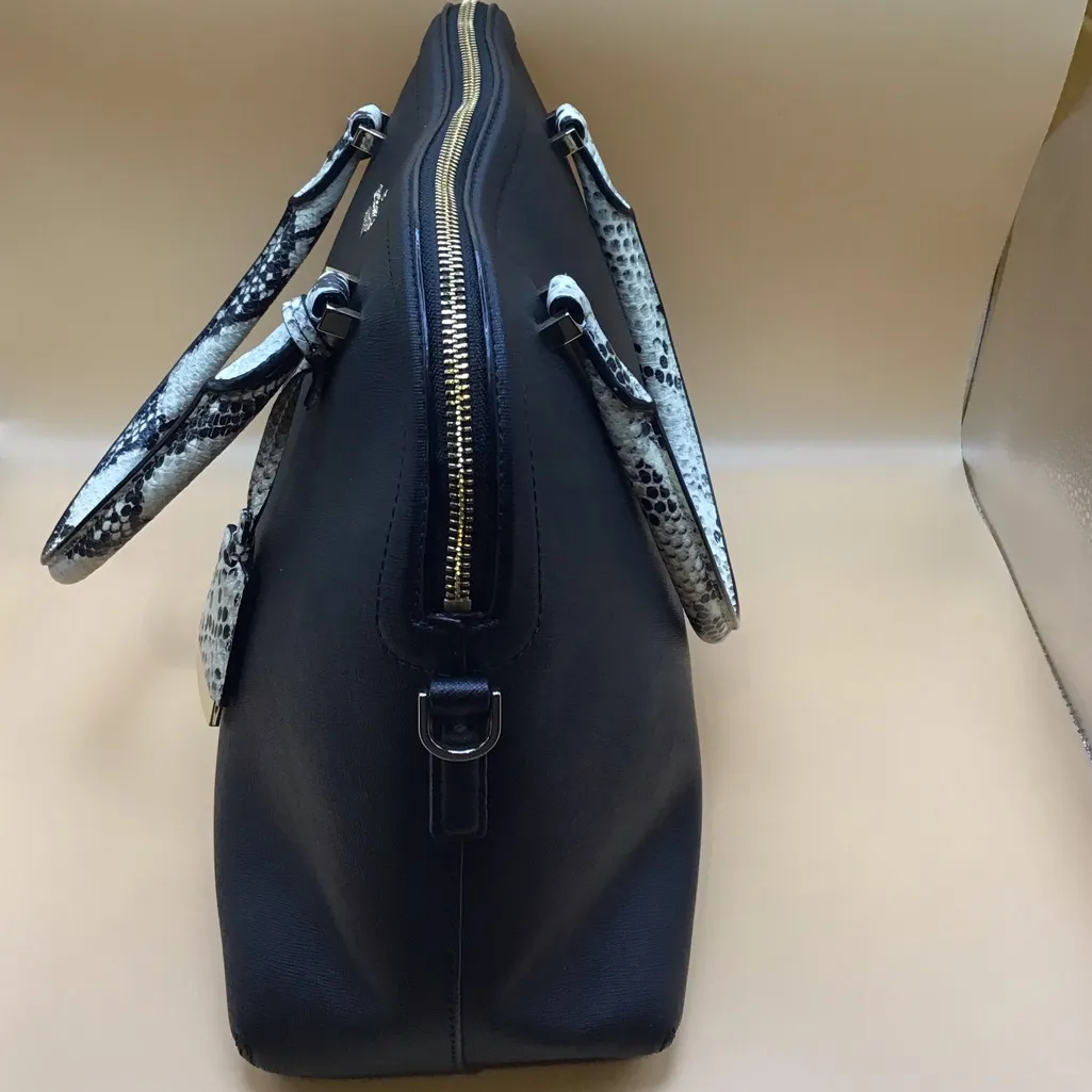 KATE SPADE ♠️ NEW YORK SATCHEL BAG  RN0102760 CA 57710 LIKE NEW CONDITION / COA - Image 4