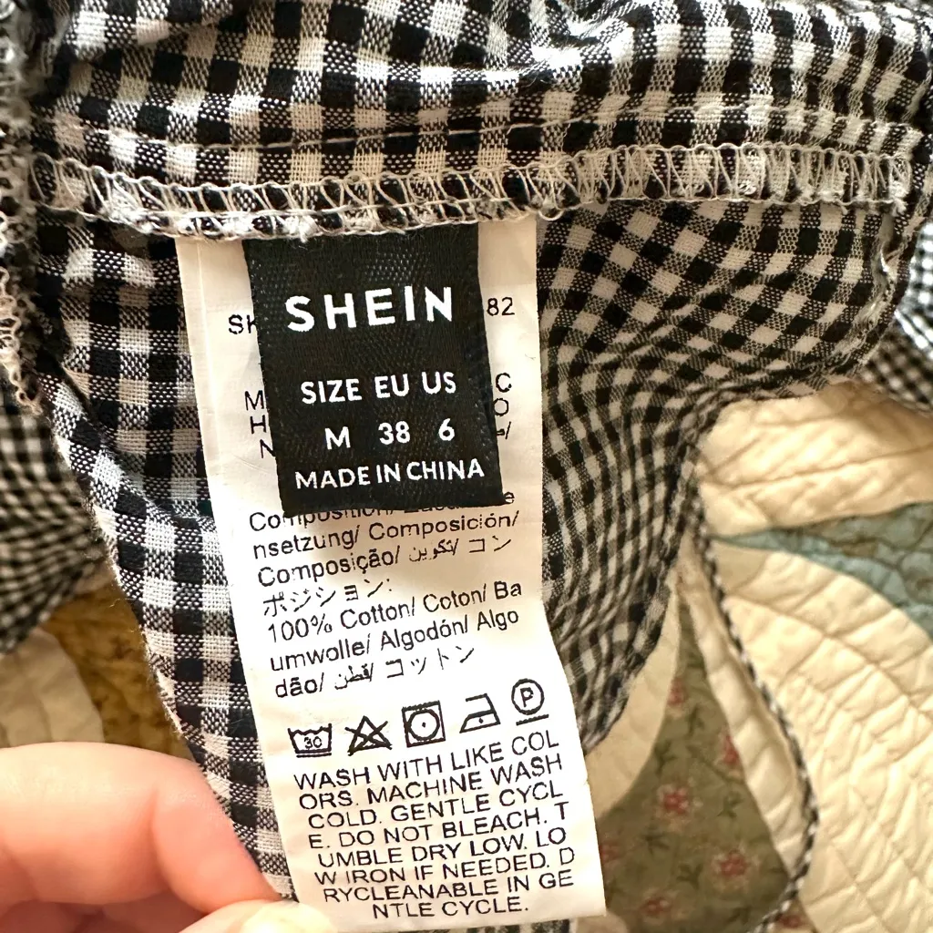 SHEIN Black and White Gingham Puff Sleeve Blouse - Image 4