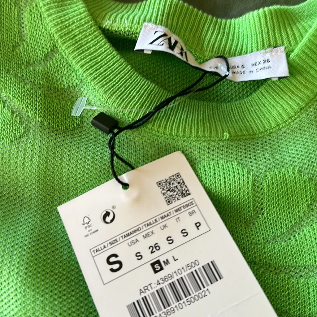 NWT ZARA FLORAL KNIT SWEATER SEMI SHEER LIGHTWEIGHT GREEN - Image 8