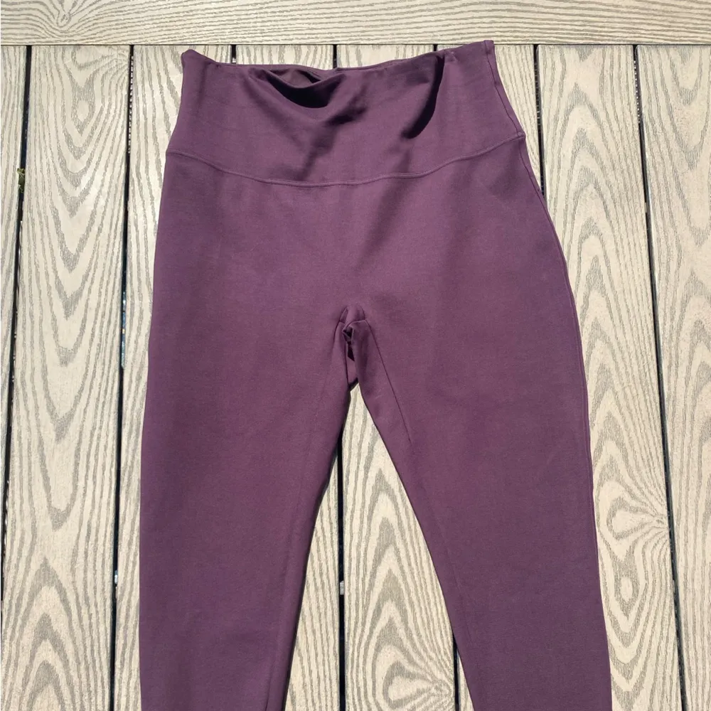 Spanx micro rib knit control top skimmer leggings purple 2X - Image 3