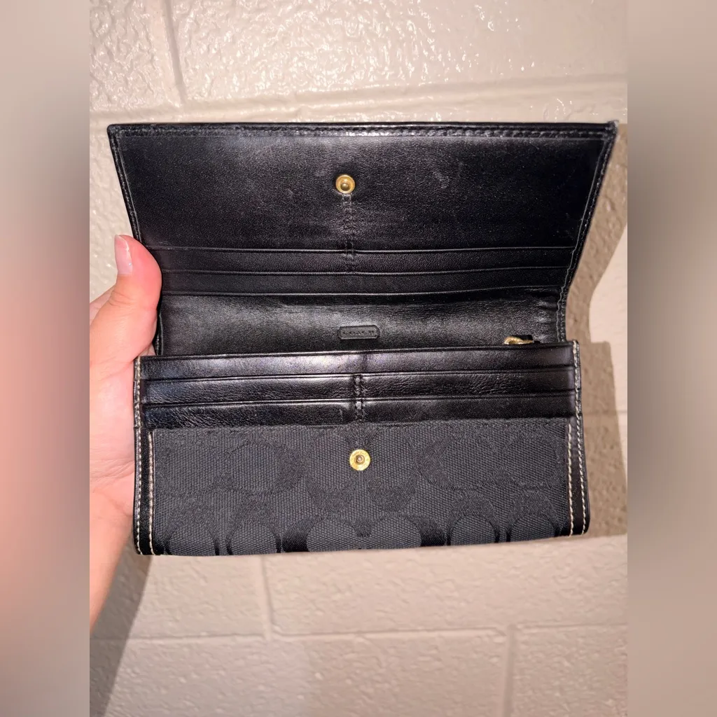 Coach Vintage  Monogram Strip Wallet 🖤🤍 - Image 4