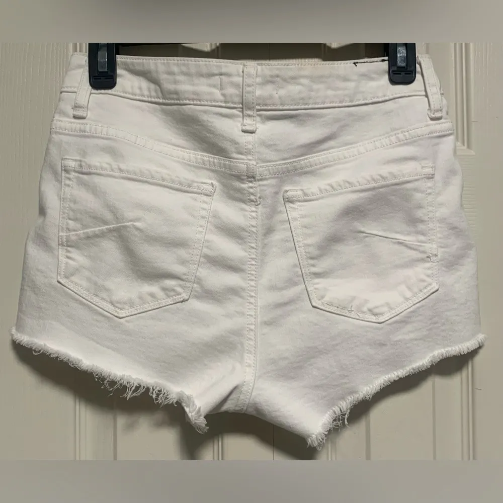 Talula White Denim Raw Hem Shorts - Image 2