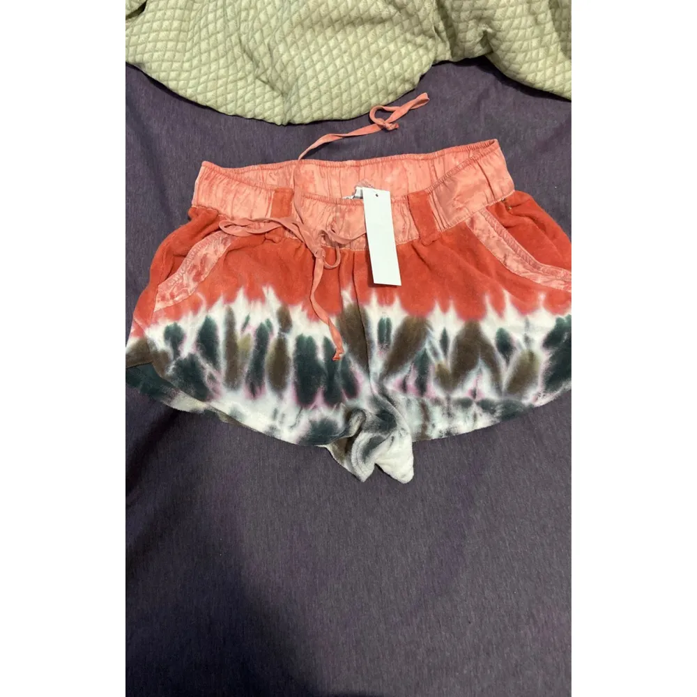 Young Fabulous & Broke YFB tiedye shorts - Image 3
