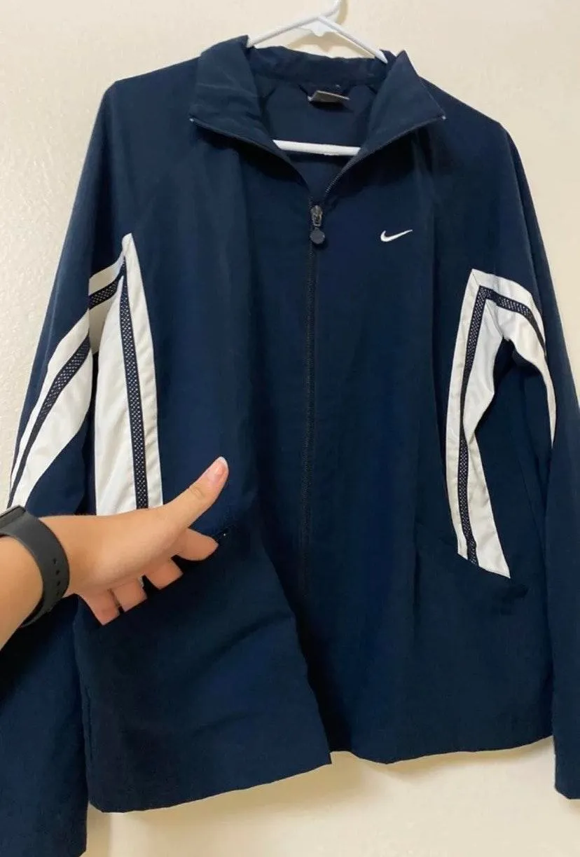 Nike Women’s Jacket - Image 4