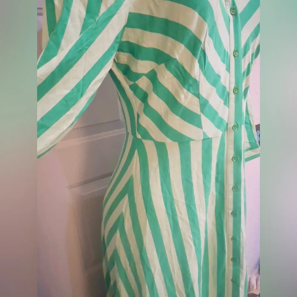 striped maxi shirt dress in green Size XS - Image 12