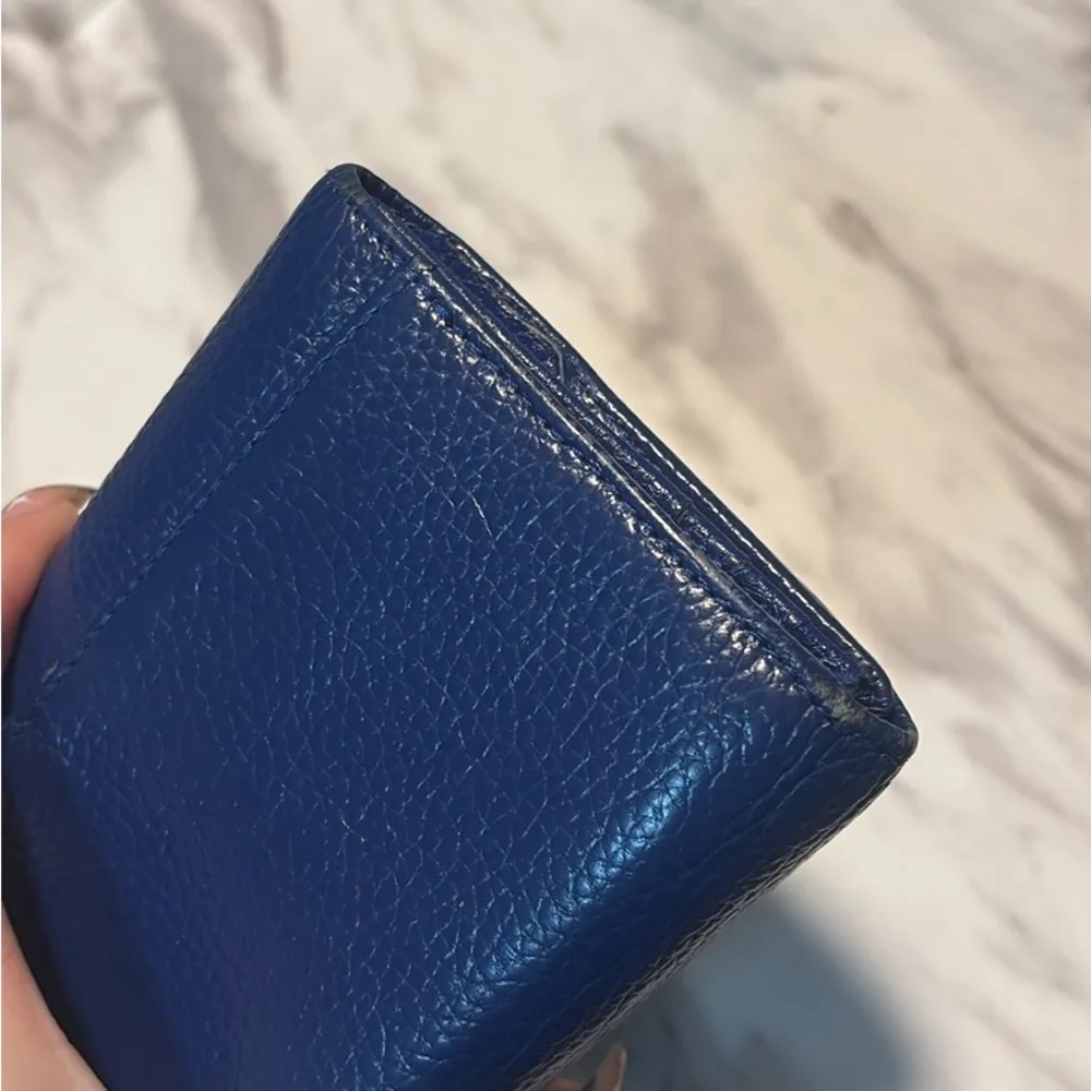 Blue Leather Tri - Image 10