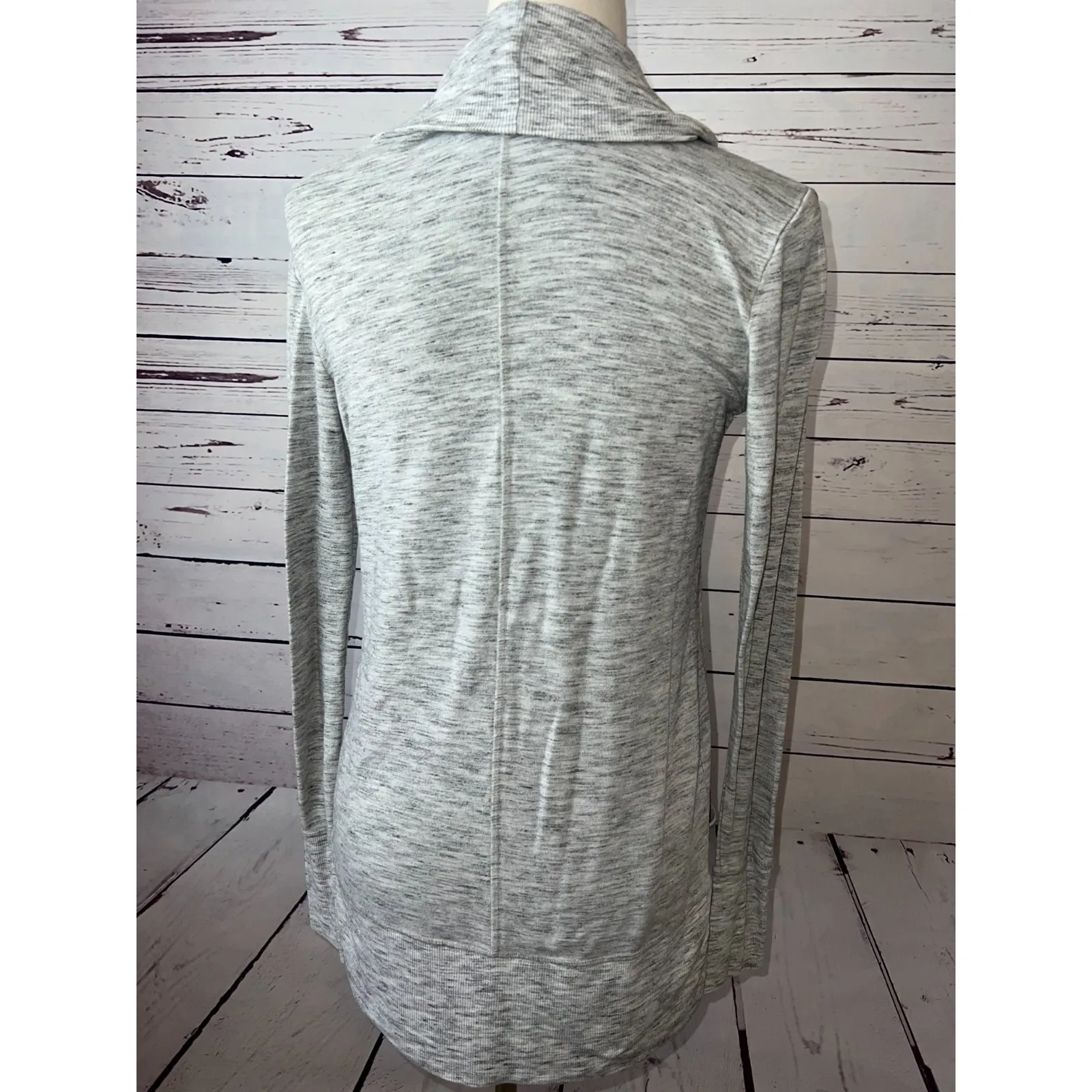 Athleta Pranayama Wrap Cover Up Cardigan Sweater XS Extra Small 777944 Yoga Gray - Image 11