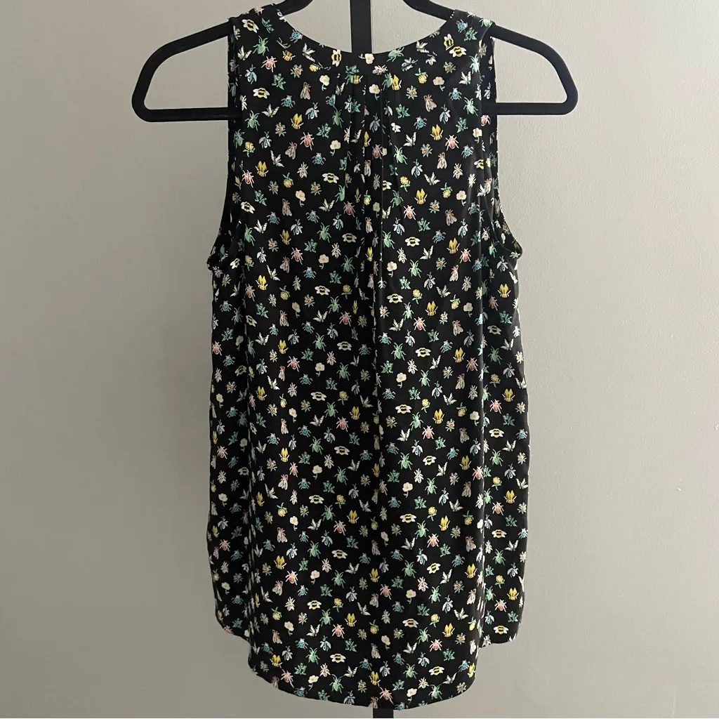 Joie Insect Novelty Print "Aruna" Silk Sleeveless Blouse Size XS - Image 3