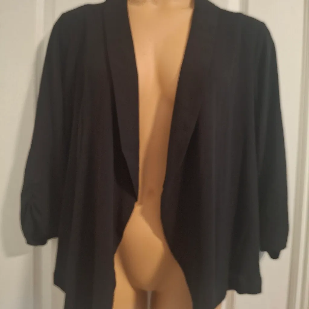 Torrid Sz 3 Women's Black Open Front Blazer/cardigan - Image 2