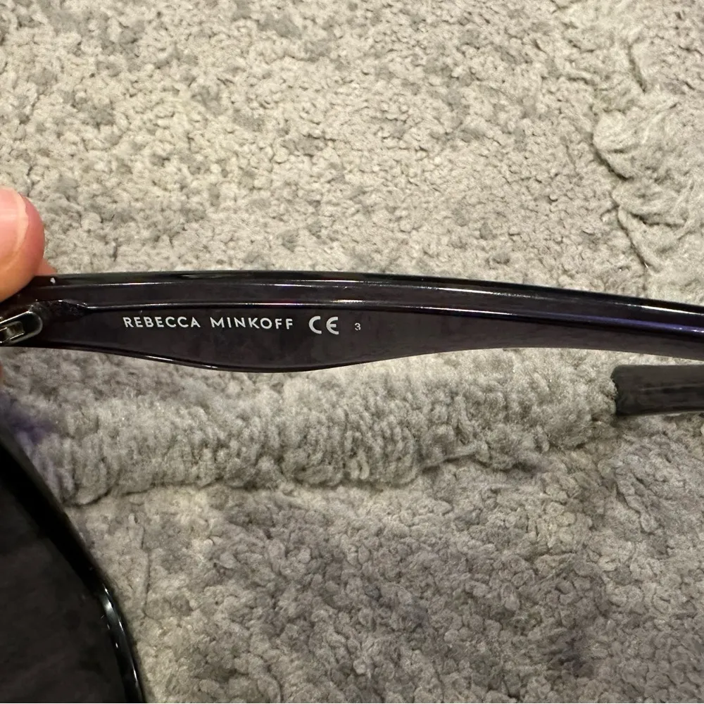 Rebecca Minkoff Lark 1/S Sunglasses NWOB - Image 2