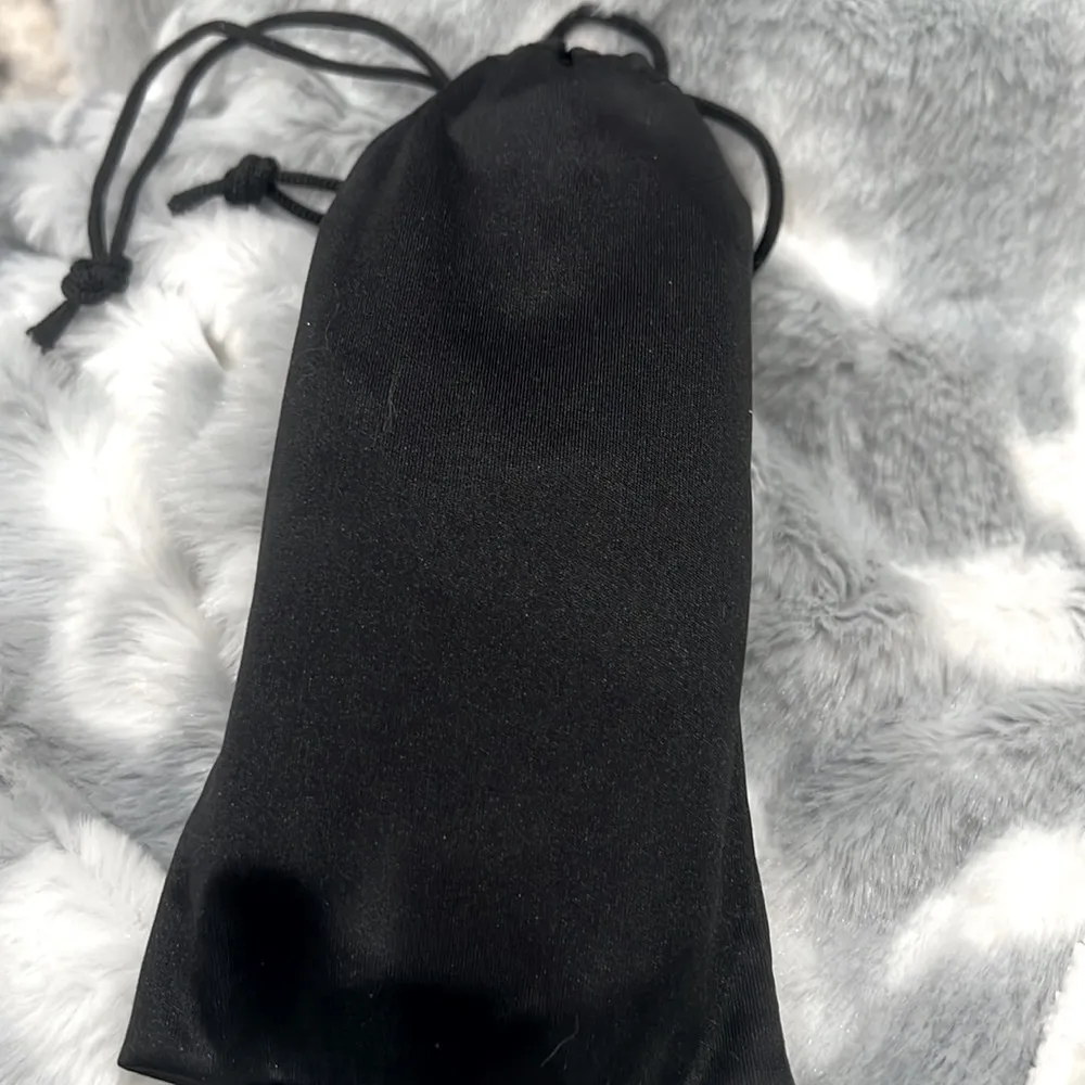 LAUNDRY BY SHELLI SEGAL HEXAGONAL OMBRE SUNGLASSES - Image 6