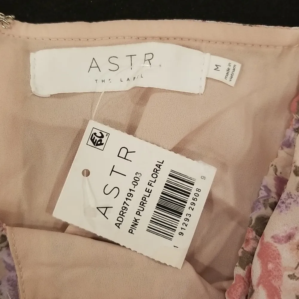 💕ASTR THE LABEL💕 Bow Tie Ruffle Dress ~ Pink Purple Floral Print Medium M NWT - Image 10