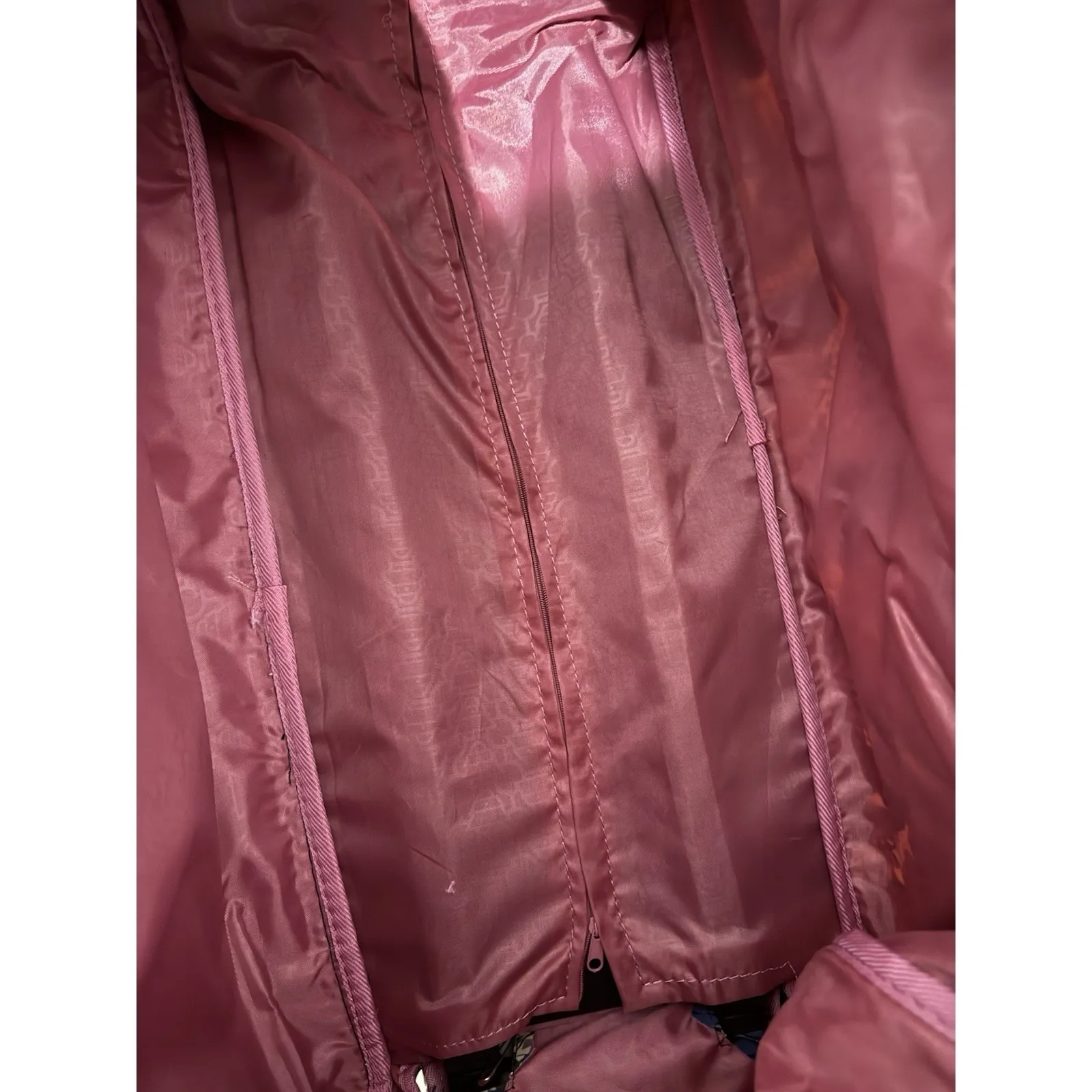 Kathy Van Zeeland Rolling Duffel Bag / Carry‎ On / Travel Purple Y2K BRAND. - Image 5