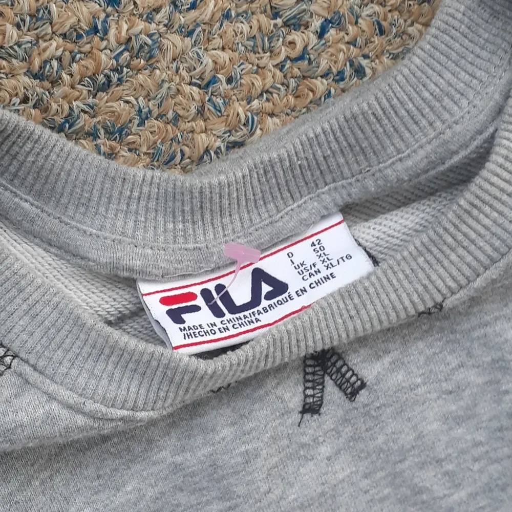 Fila Sweatshirt SIZE XL - Image 3