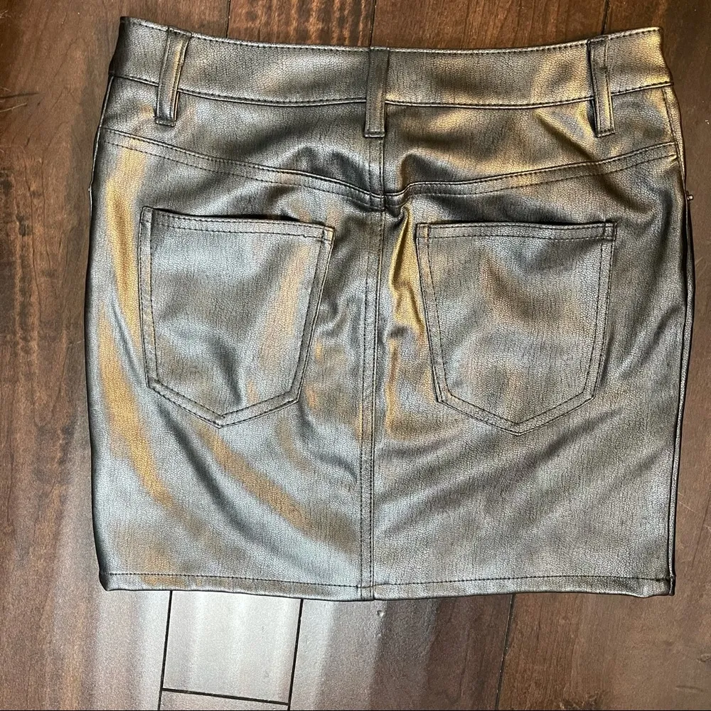 H & M New with Tags Faux Leather Biker Mini Skirt - Image 3