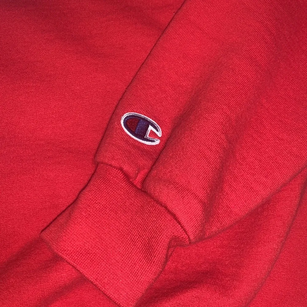 Champion red crewneck - Image 3