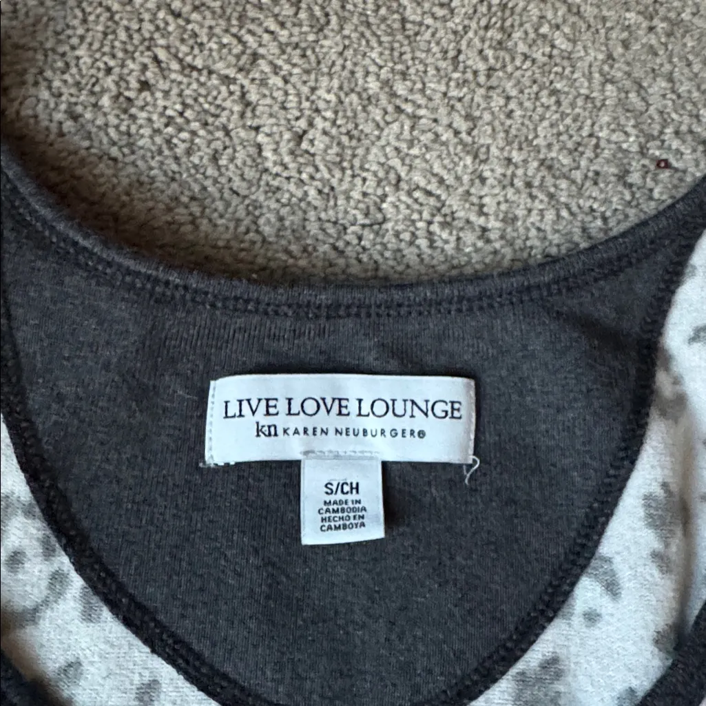 Live Love Lounge by Karen Neuburger Pink/Gray Animal Print Pajama Set SIZE S Gray - Image 3
