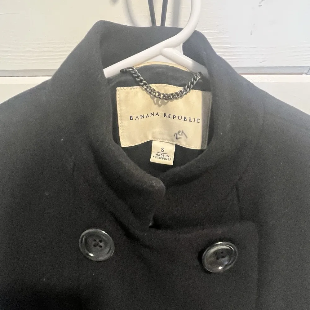 Banana Republic Black Wool Pea Coat Size S Princess Cut Double Breasted Pockets - Image 3