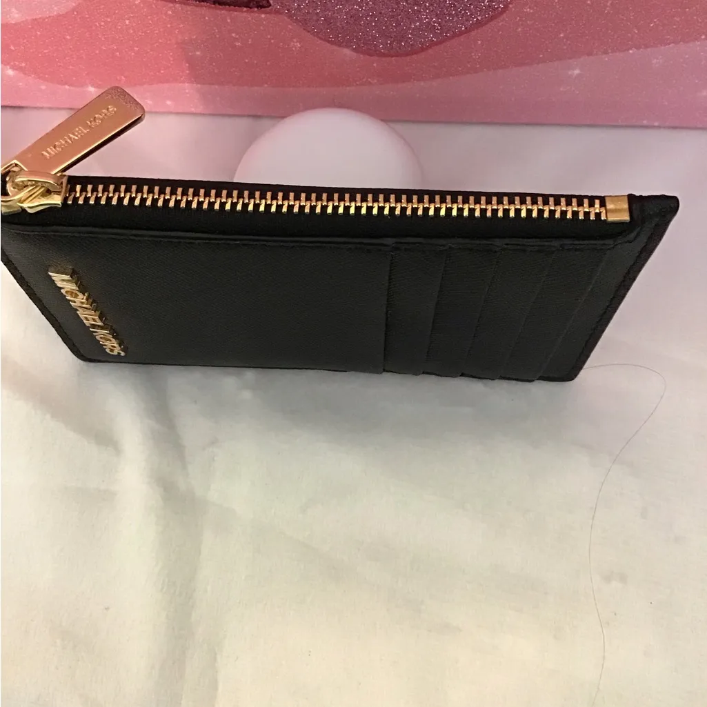 Michael Kors Black Card Wallet with Gold Details NWOT - Image 4