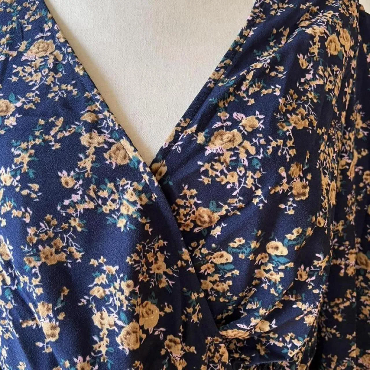 Blue Floral Plunge Neck A Line Mini Dress Size XL - Image 4