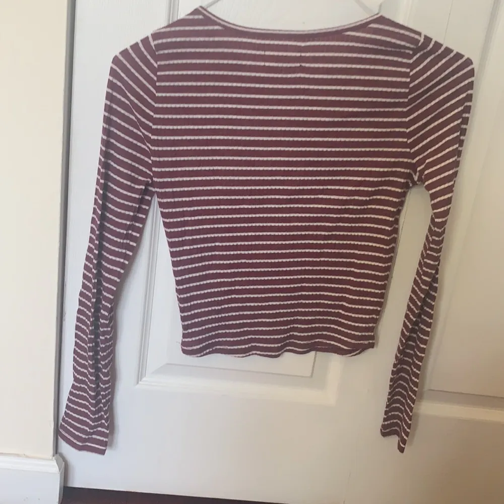 Hollister | Long Sleeve Ribbed Crop Top S - Image 5
