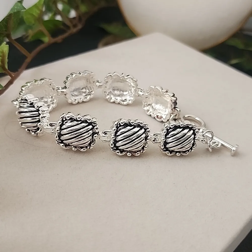 Silver Boho Design Link Bracelet Toggle Clasp - Image 2