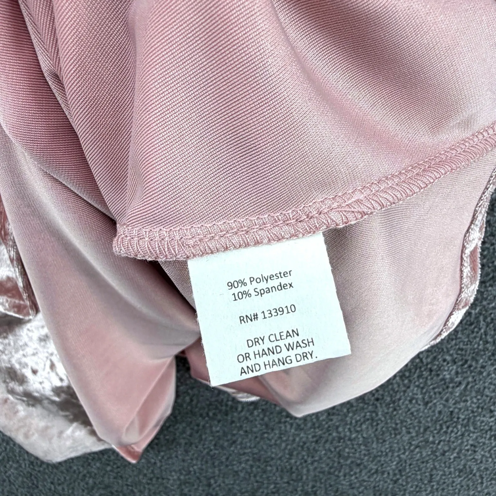 Show Me Your Mumu Rosalie Blush Pink Velvet Tiered Cold Shoulder Top Women Large - Image 5