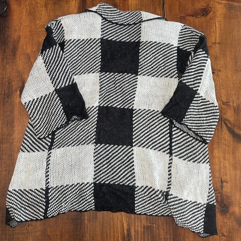 Charmed Hearts Womens XS Black and White Gingham Plaid Cape like Cardigan Cozy - Image 6