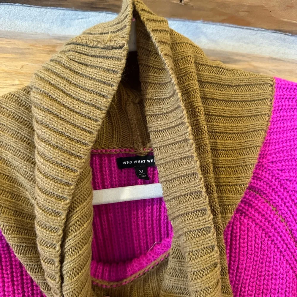 Pink Brown Stripe Turtleneck Knit Sweater - Image 4