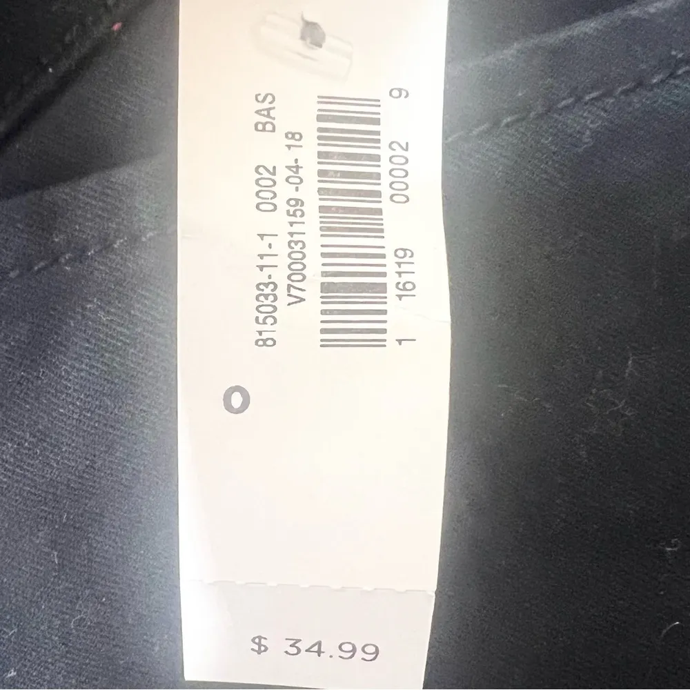 NWT Old Navy Black Pixie Mid Rise Ankle Length Pants Size 0 - Image 7