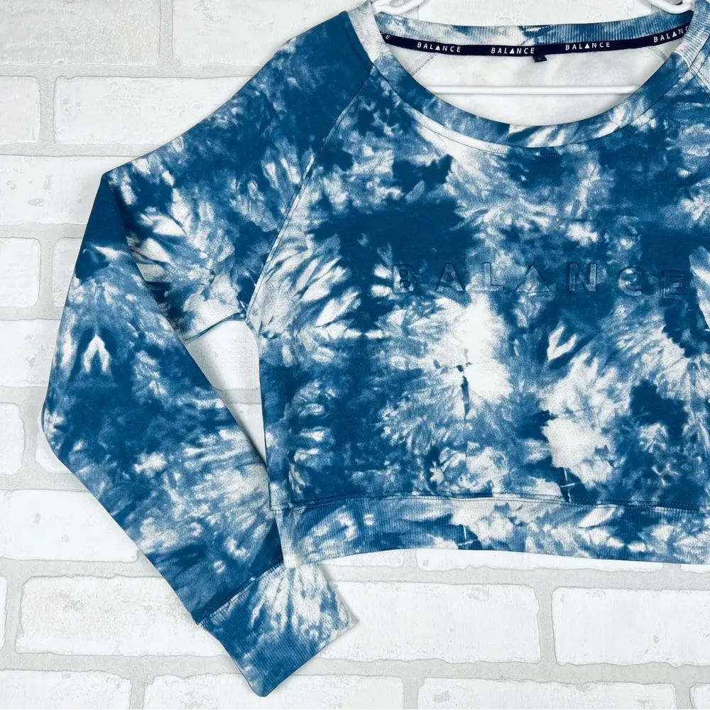 Balance Athletica Essence Cropped Tie Dye Sweatshirt S‎ Blue Long Sleeve Logo - Image 4