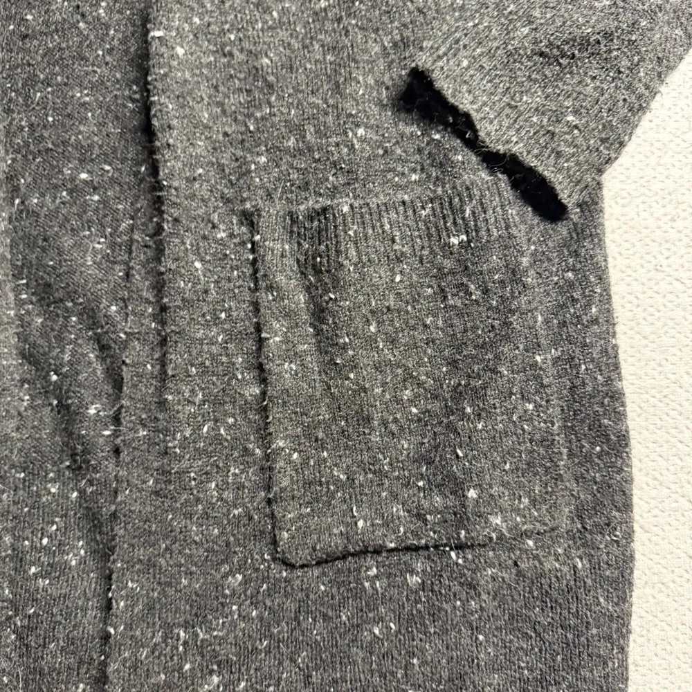 Madewell Donegal Kent Cardigan Sweater in Coziest Yarn in Dark Gray Size Medium - Image 5