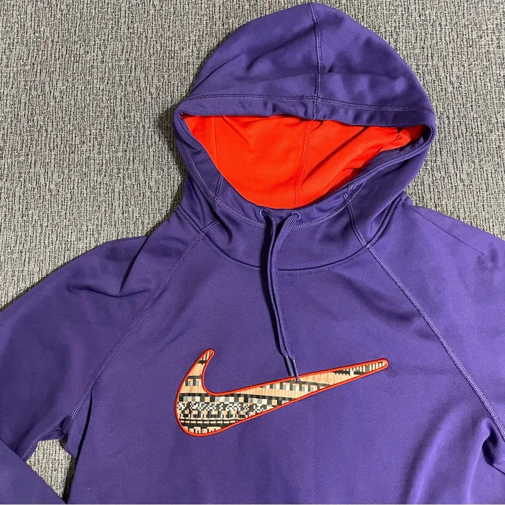 Nike Women’s Thema Fit Hoodie - Image 2