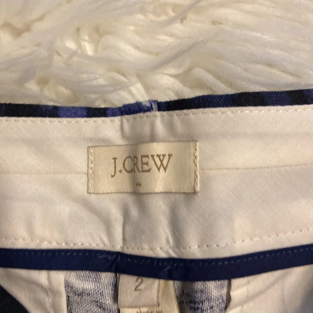 J.Crew Linen Shorts size 2 inseam 5” blue and white brand new with tag - Image 10