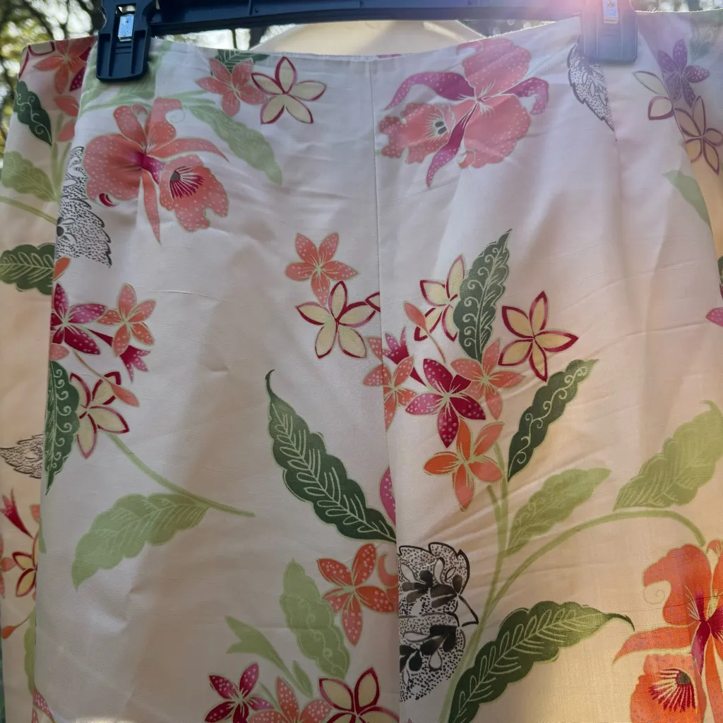 Talbots Pants Women 16 16W Cream Floral Pure Silk Side Zip Tapered High Rise - Image 3