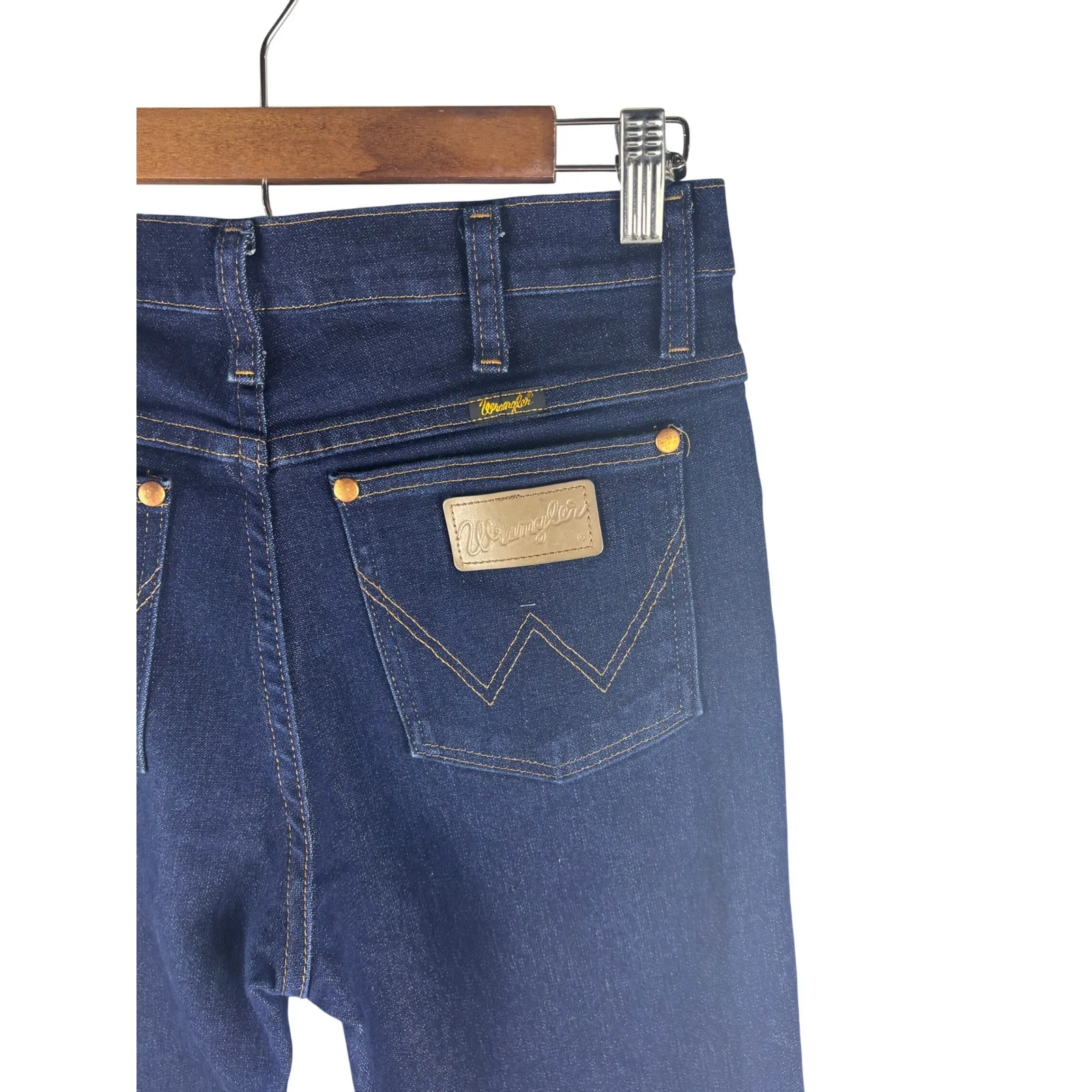 Wrangler‎ High Rise Jeans Dark Wash Denim Straight Leg Women's 30x32 - Image 4