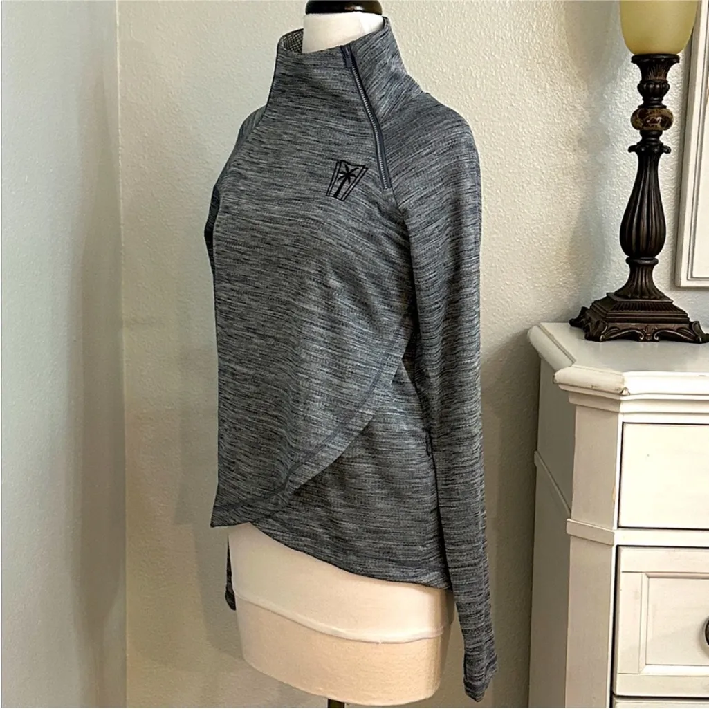 IBKUL Long Sleeve Thumbhole Golf Pullover Black Heather Gray Size Medium - Image 4