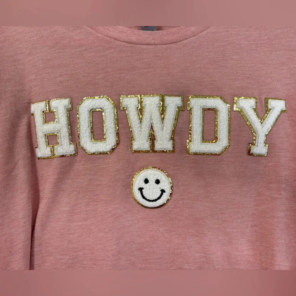 Chenille Letter Howdy Crop T - Image 2