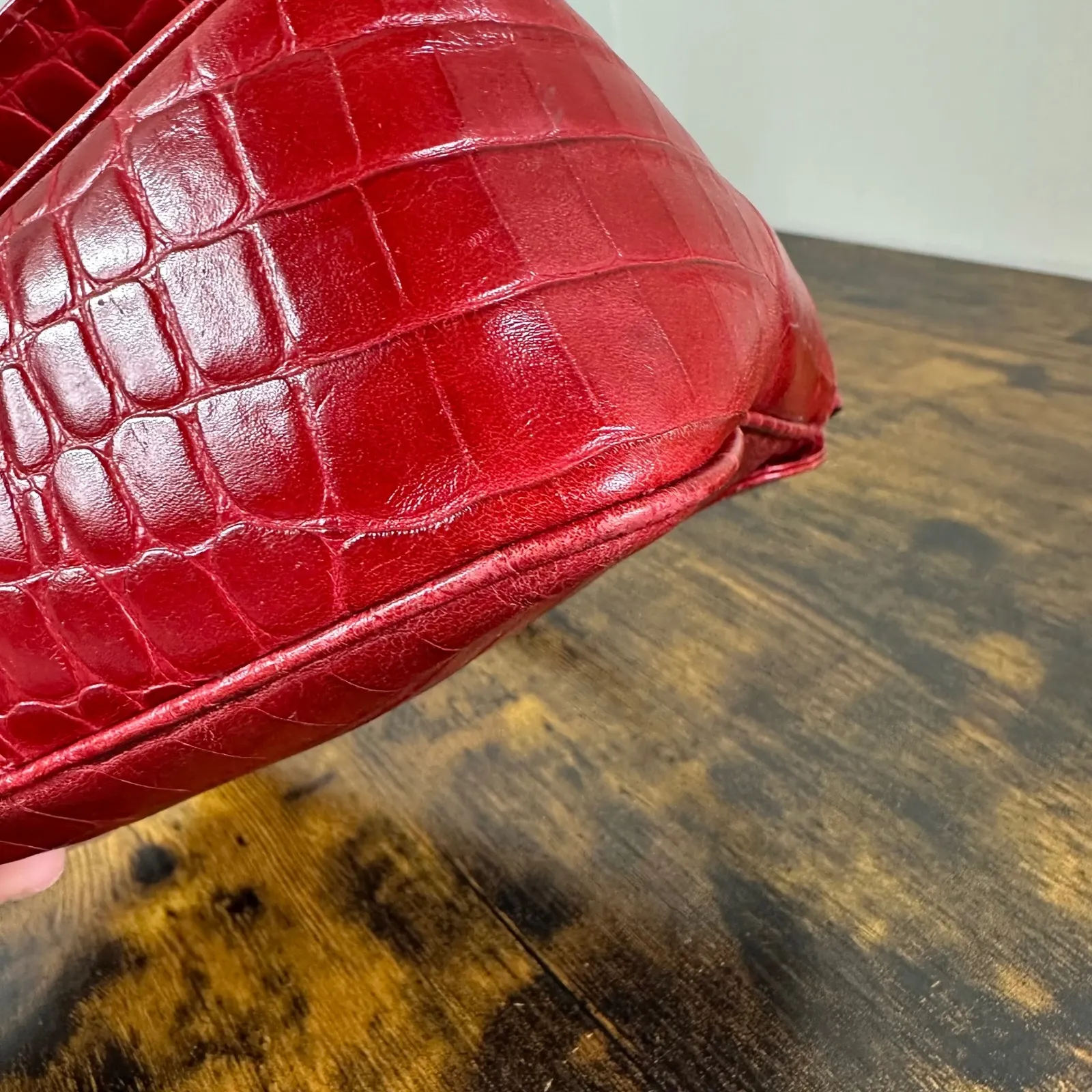 Salvatore Ferragamo Crossbody Bag Red Leather Croc Embossed Shoulder Purse - Image 16